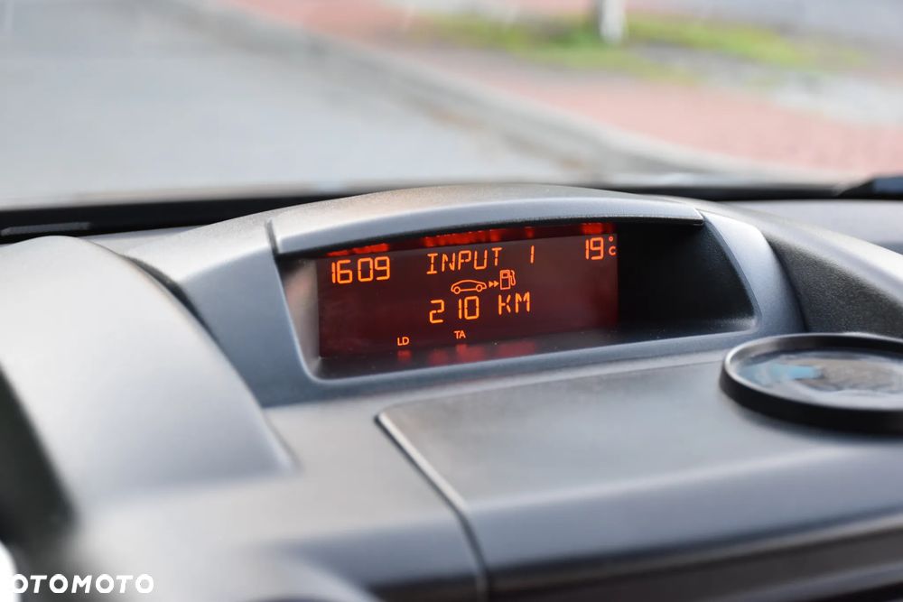 Peugeot Partner e-HDi FAP 92 Stop&Start Active - 22