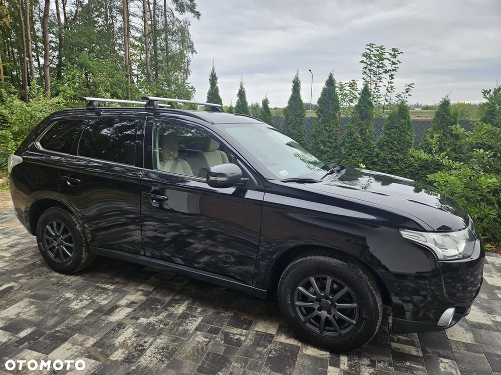 Mitsubishi Outlander - 21