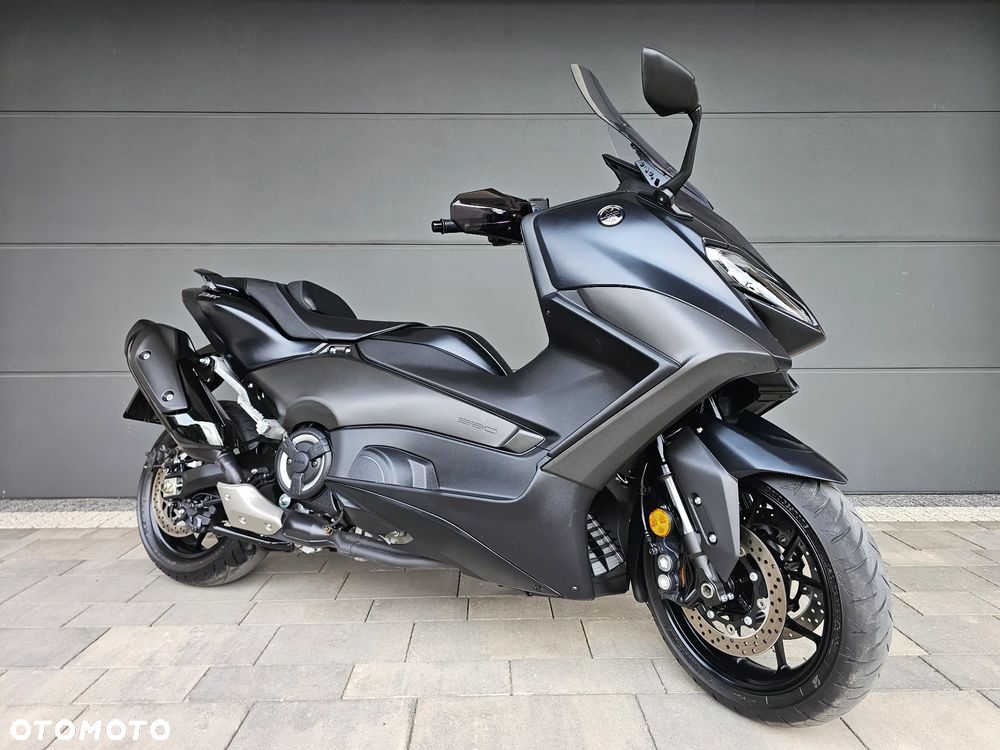 Yamaha Tmax - 4