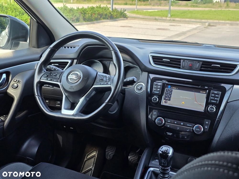 Nissan Qashqai 1.6 dCi 4x4 360 S&S - 12