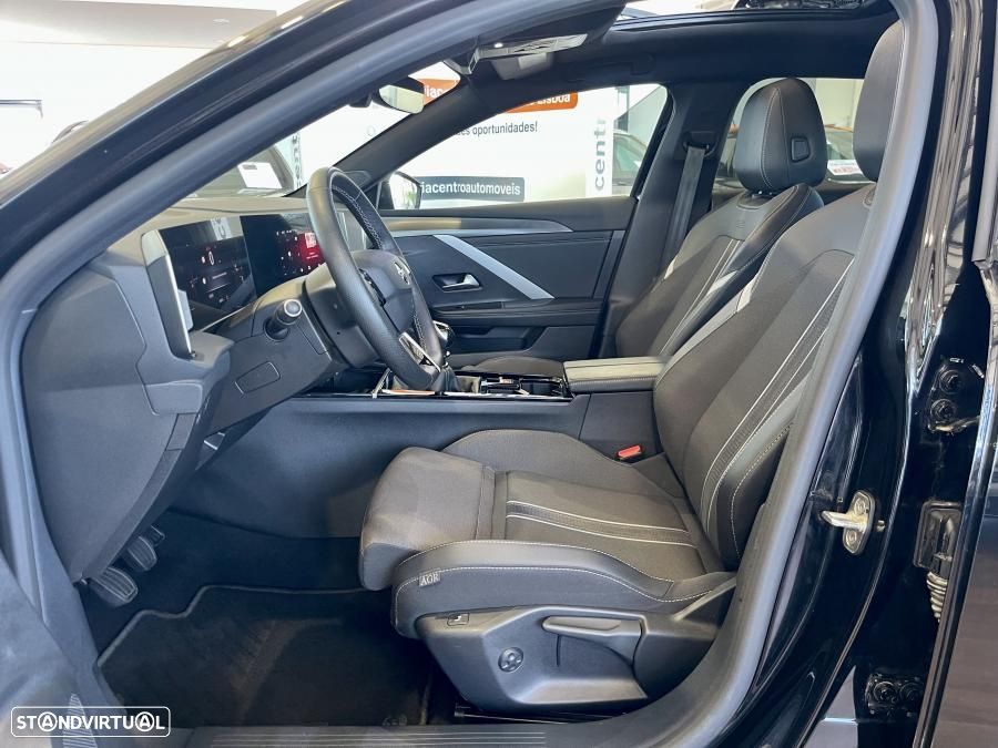 Opel Astra Sports Tourer 1.2 T GS Line - 12