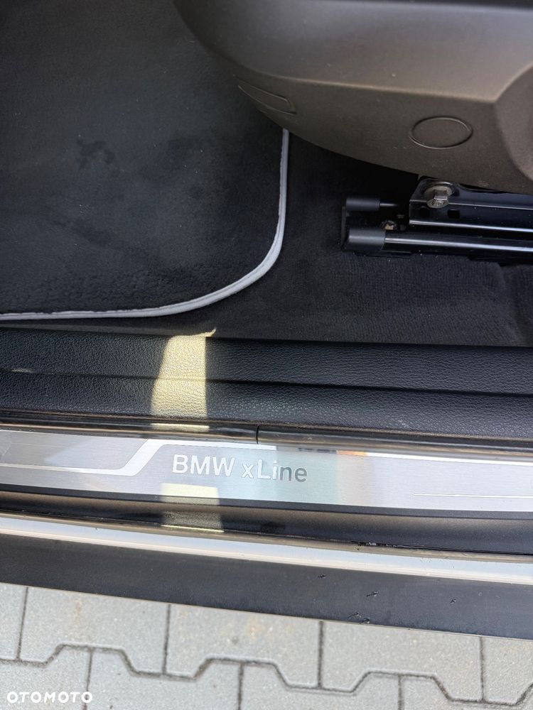 BMW X1 xDrive20d - 11