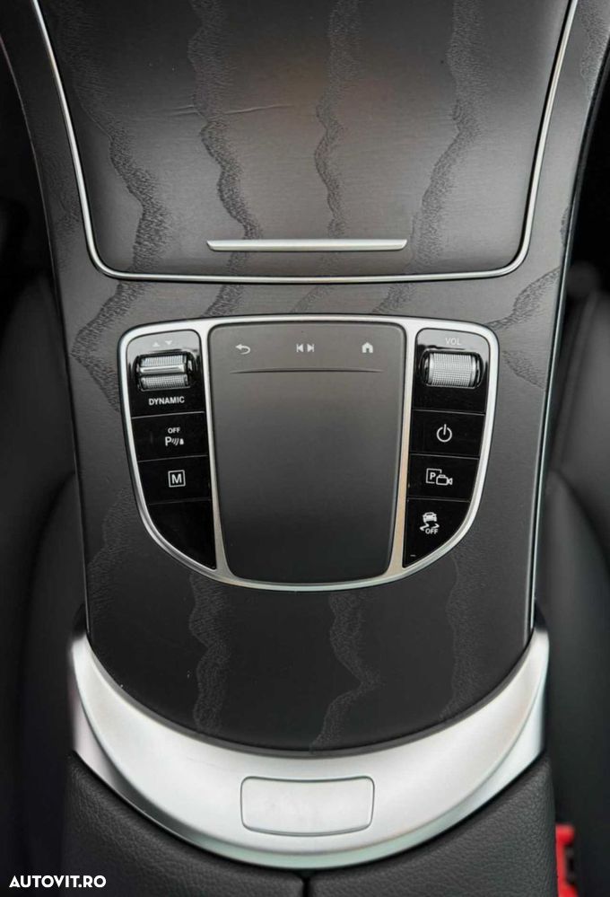 Mercedes-Benz GLC - 29