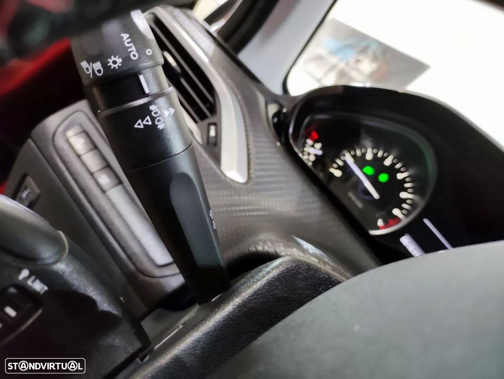 Peugeot 208 1.2 PureTech GT Line EAT6 - 17