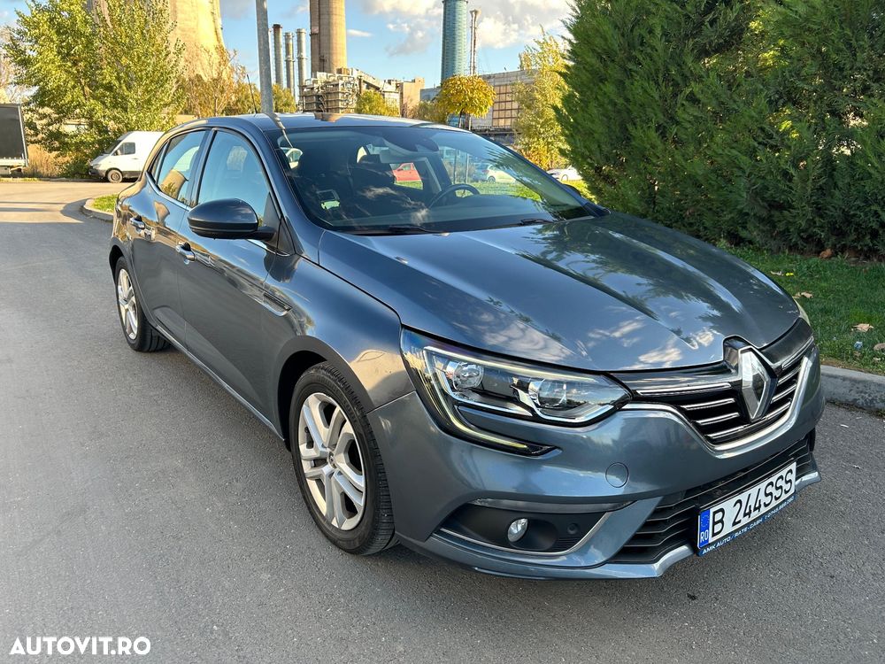 Renault Megane ENERGY dCi EDC Intens - 2