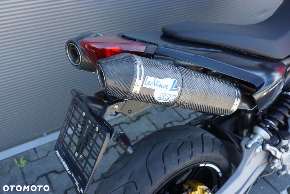 Aprilia Dorsoduro - 4