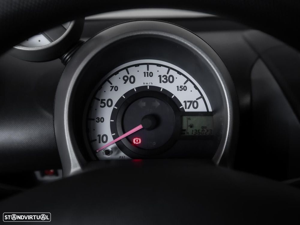 Peugeot 107 - 10