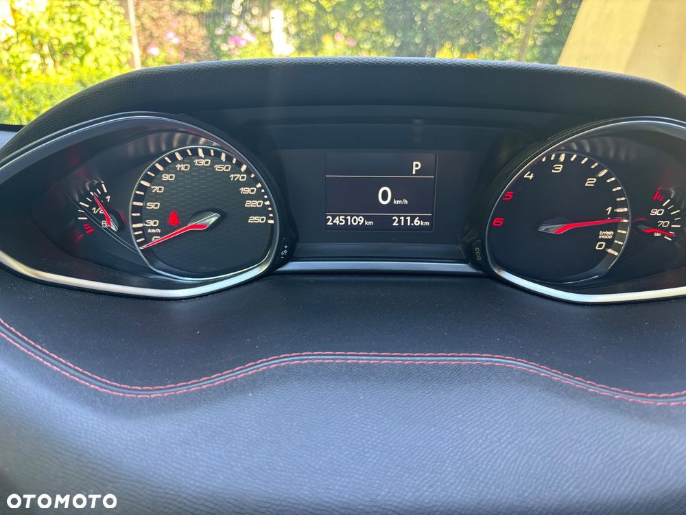 Peugeot 308 - 18