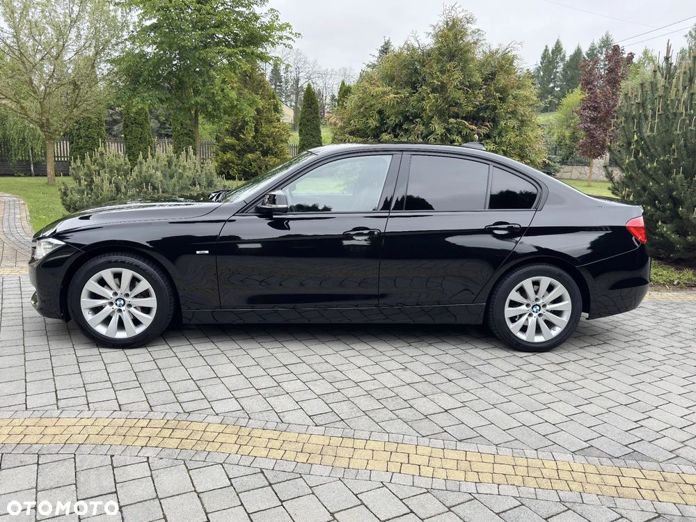 BMW Seria 3 318d Modern Line - 19
