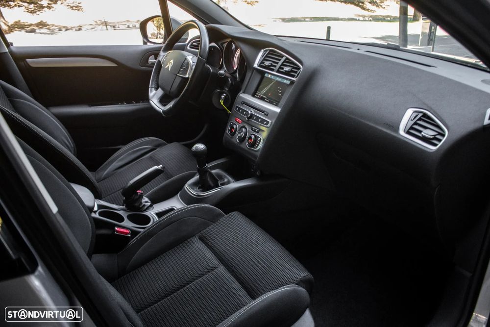 Citroën C4 1.2 PureTech Feel - 22