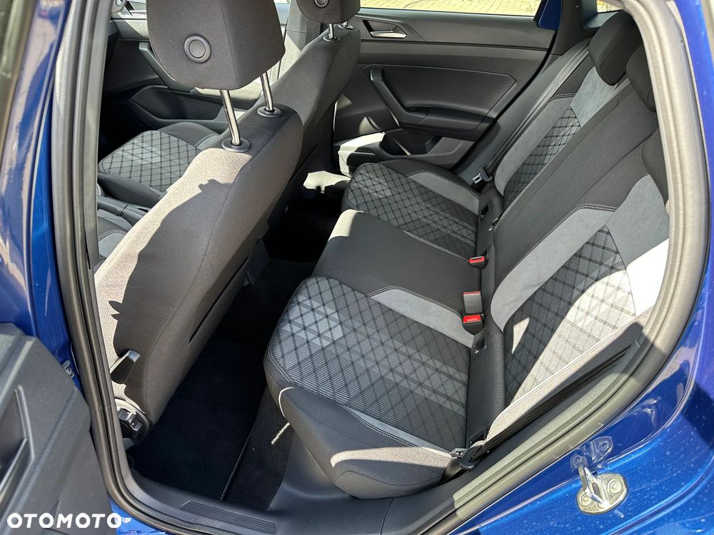 Volkswagen Polo - 21