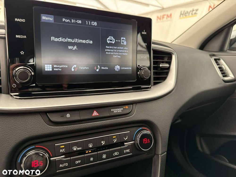 Kia Ceed 1.5 T-GDI M - 27