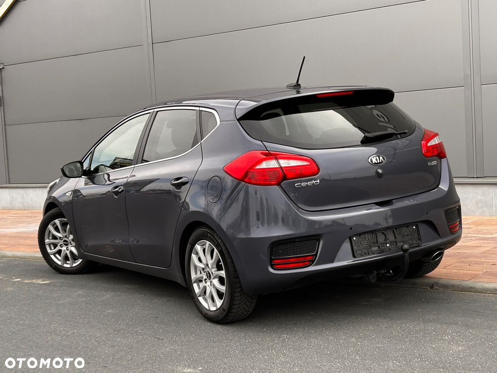Kia Ceed 1.6 CRDi L - 17
