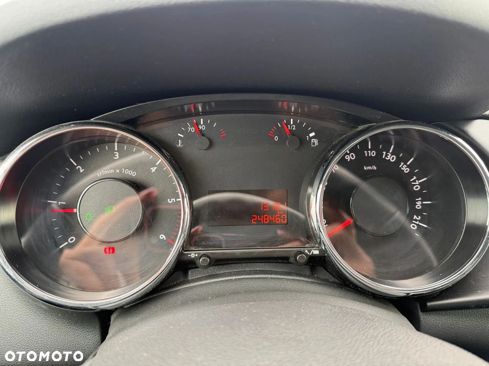 Peugeot 3008 2.0 HDi Allure - 3