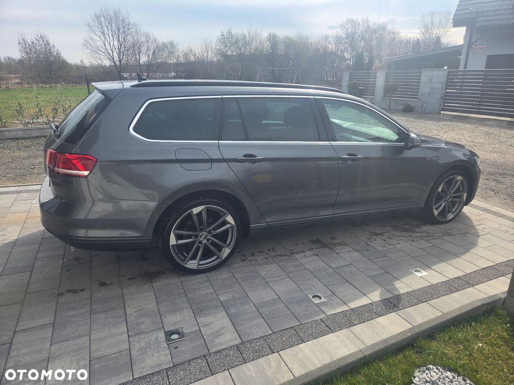 Volkswagen Passat 2.0 TDI SCR 4Mot DSG Comfortline - 4