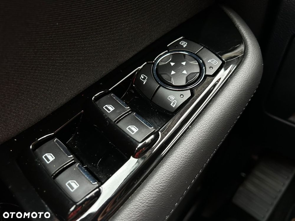 Ford Galaxy 2.0 EcoBlue Titanium - 28