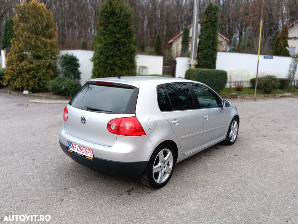 Volkswagen Golf 1.9 TDI DPF Sportline - 27