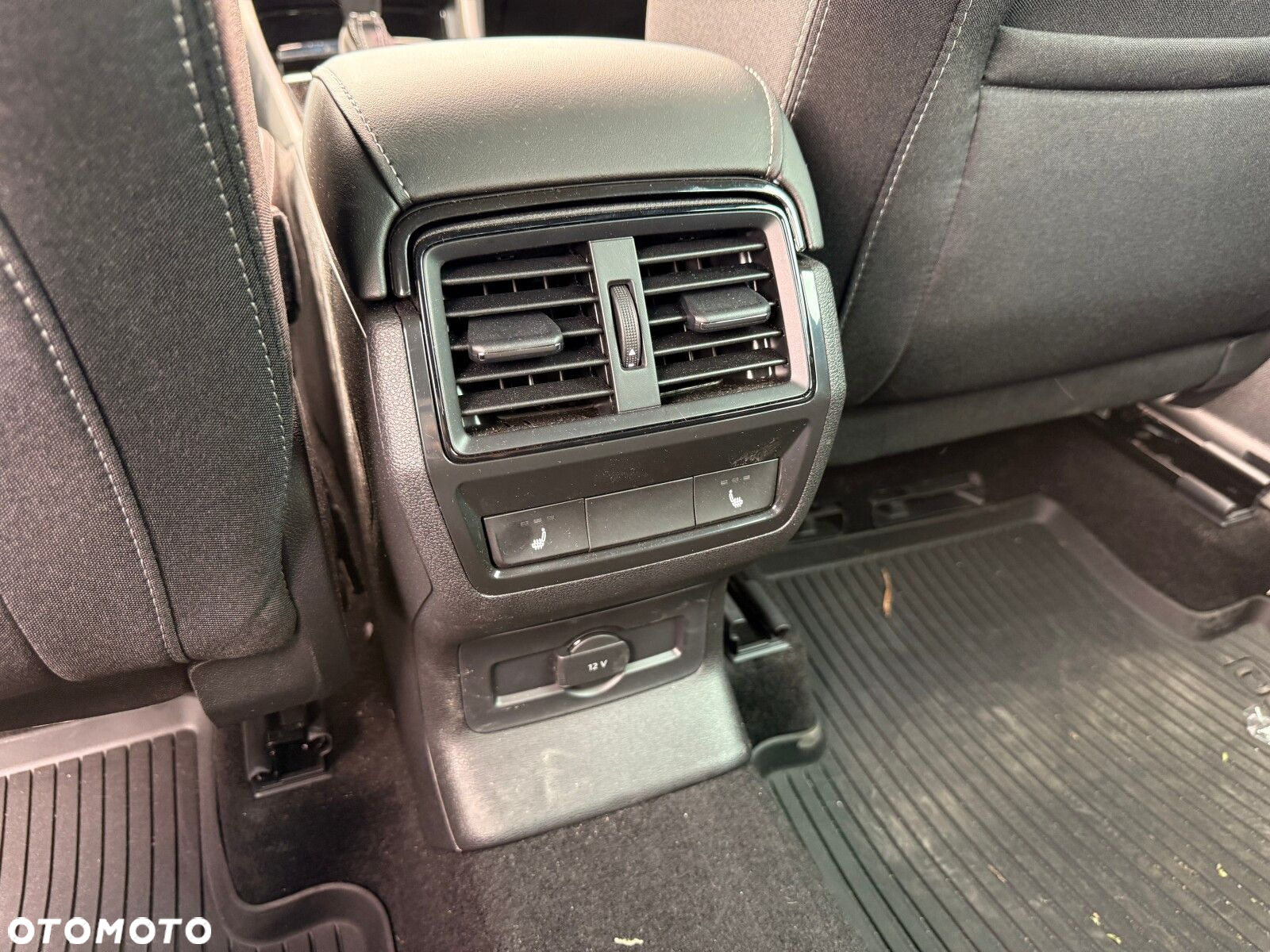 Skoda Karoq 1.5 TSI ACT Sportline DSG - 15