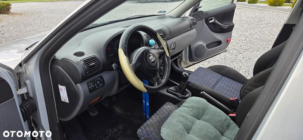 Seat Toledo 1.9 TDI Signo - 12