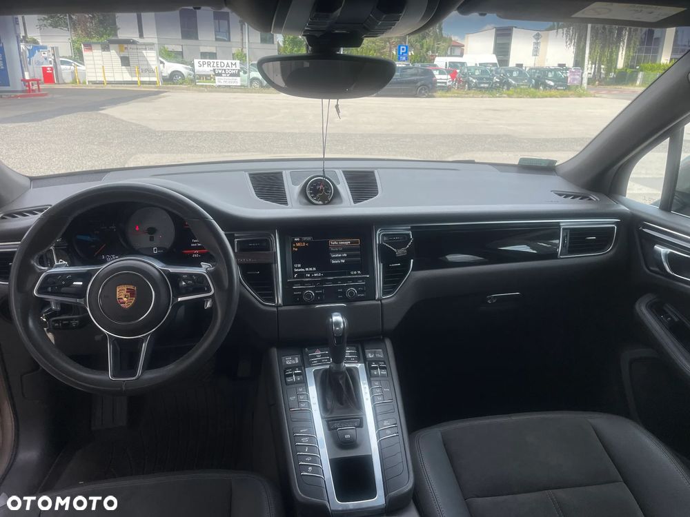 Porsche Macan - 14