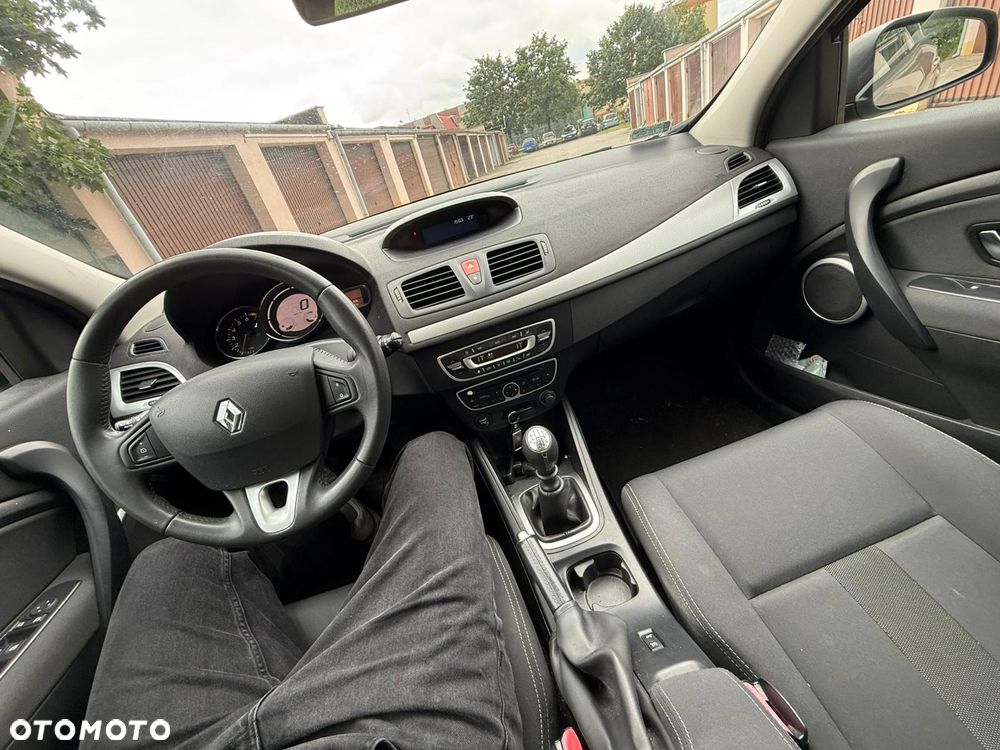 Renault Megane 1.6 16V Dynamique Euro5 - 16