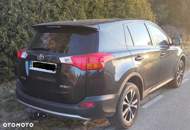 Toyota RAV4 2.0 D-4D Premium 4x2 - 2