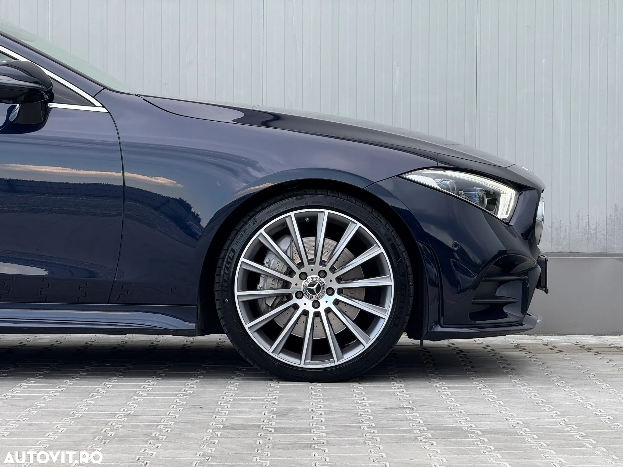 Mercedes-Benz CLS 350 d 4Matic 9G-TRONIC AMG Line - 39