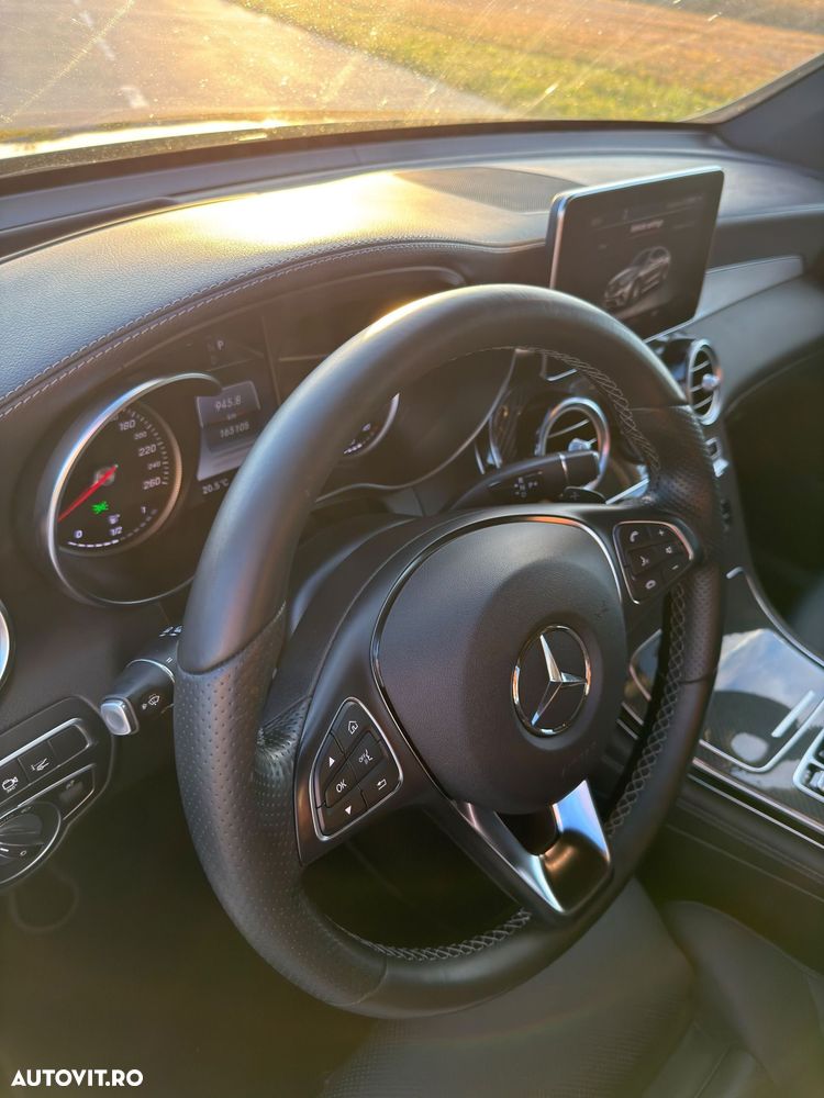 Mercedes-Benz GLC 250 4MATIC - 25