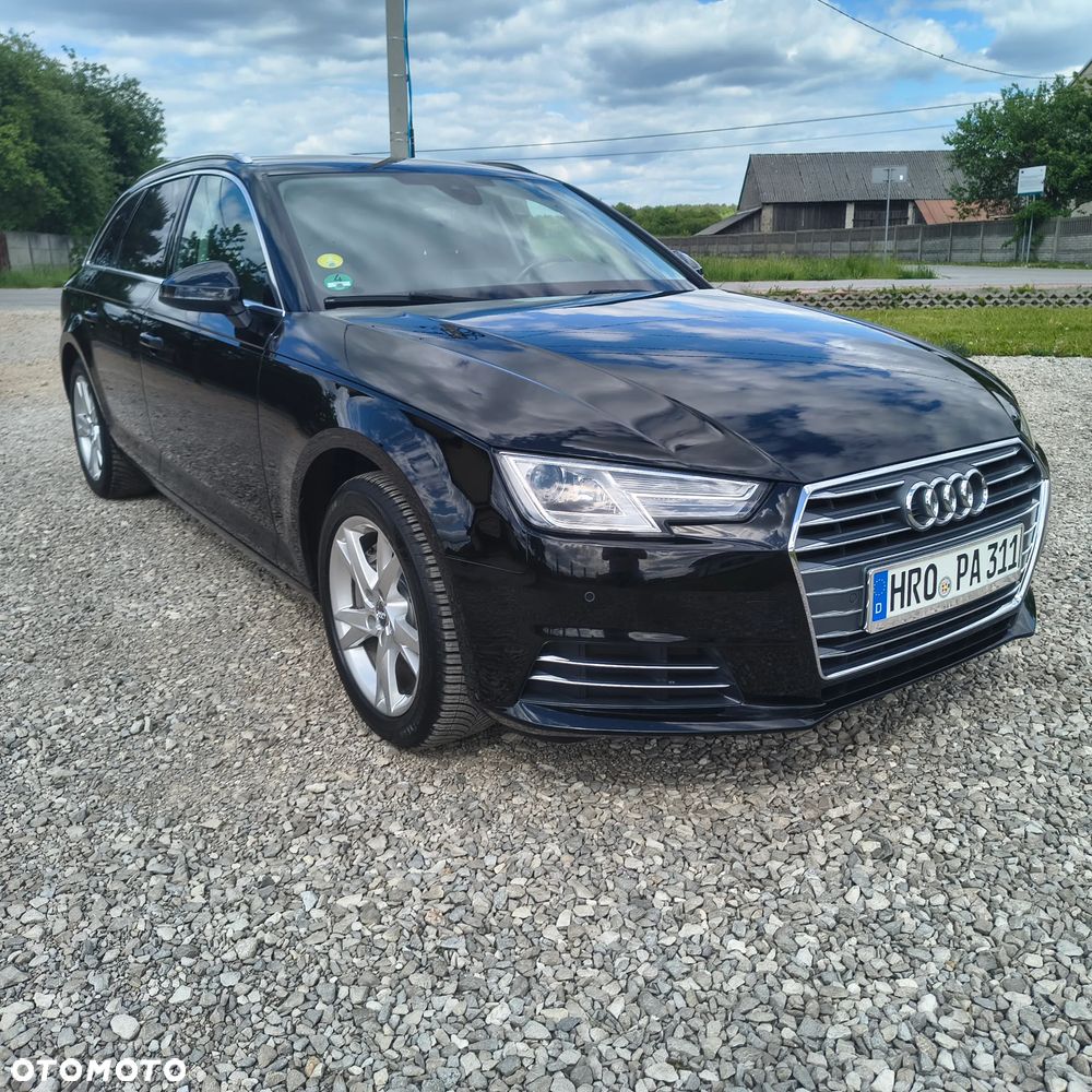 Audi A4 Avant 2.0 TDI Design - 2