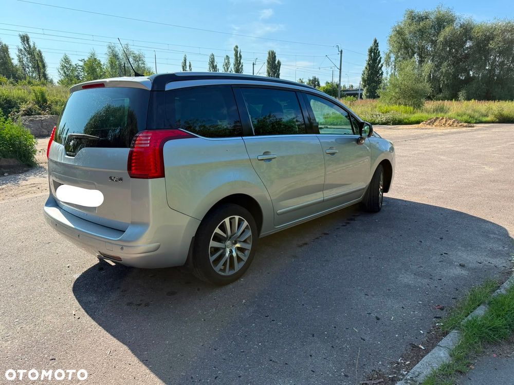 Peugeot 5008 2.0 HDi Allure 7os - 2