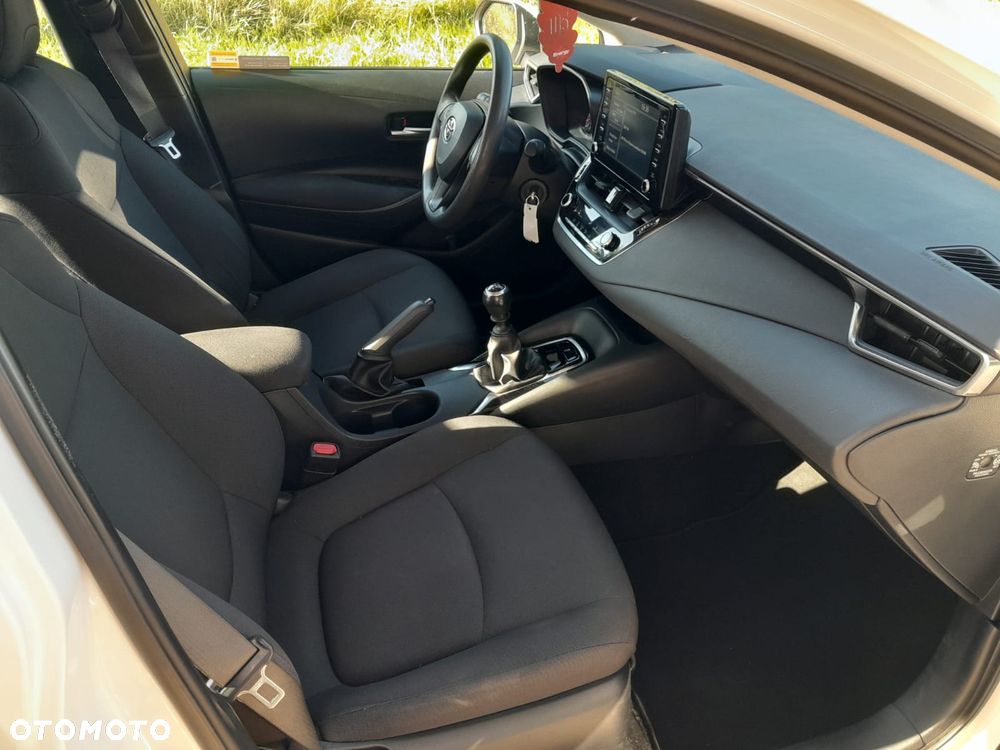 Toyota Corolla 1.5 Active - 19
