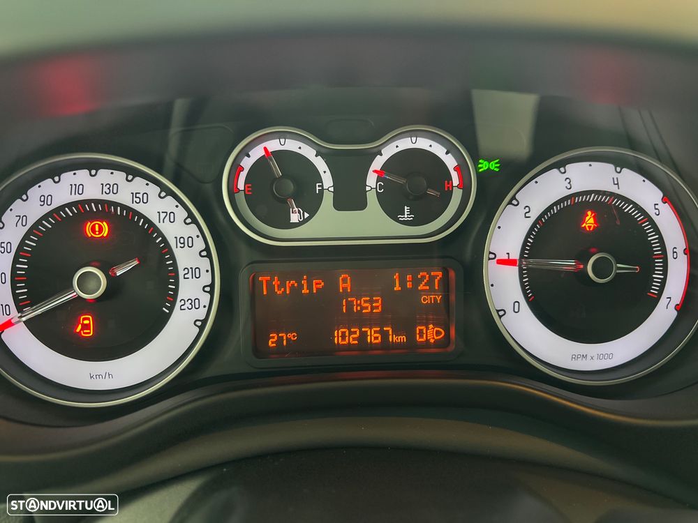 Fiat 500L - 19