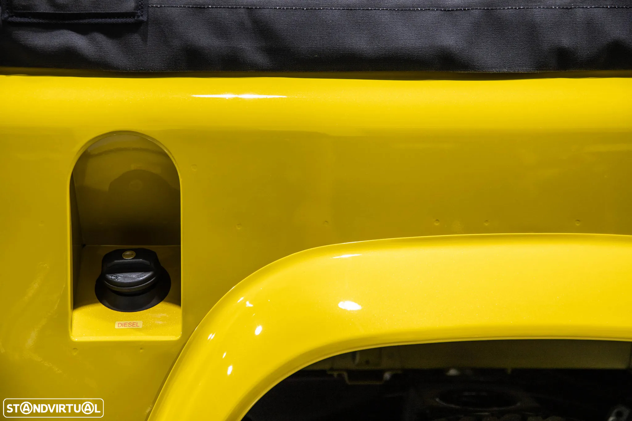 Land Rover Defender 90 SW 2.4 CRD E - 15