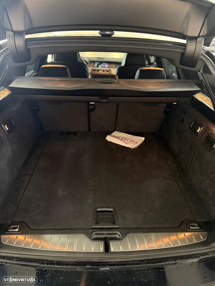 BMW M550d xDrive Auto - 8