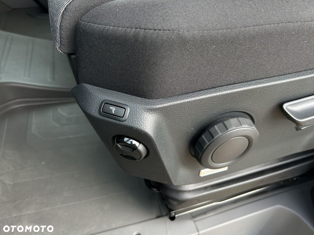 Volkswagen Crafter 35 Brygadówka/AUTOMAT/L4H3, 2.0 BiTDI 163KM, 4490mm, Wysoki dach, r.o. 4490 mm - 35