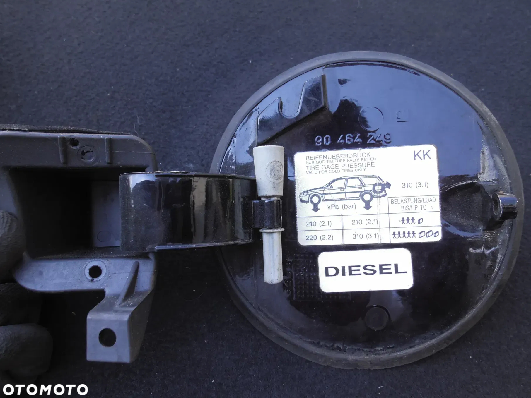 OPEL VECTRA B KLAPKA WLEWU PALIWA 90464248 0510411 90464249 0035966 WIELE SZTUK RÓŻNE KOLORY - 25