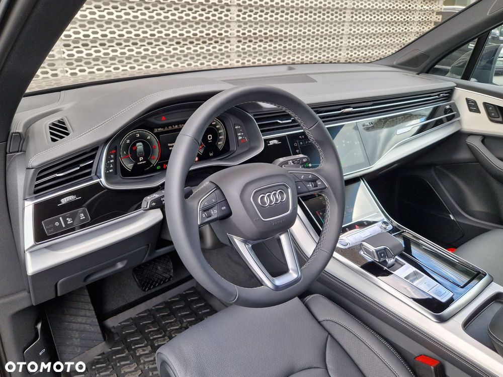 Audi Q7 - 9