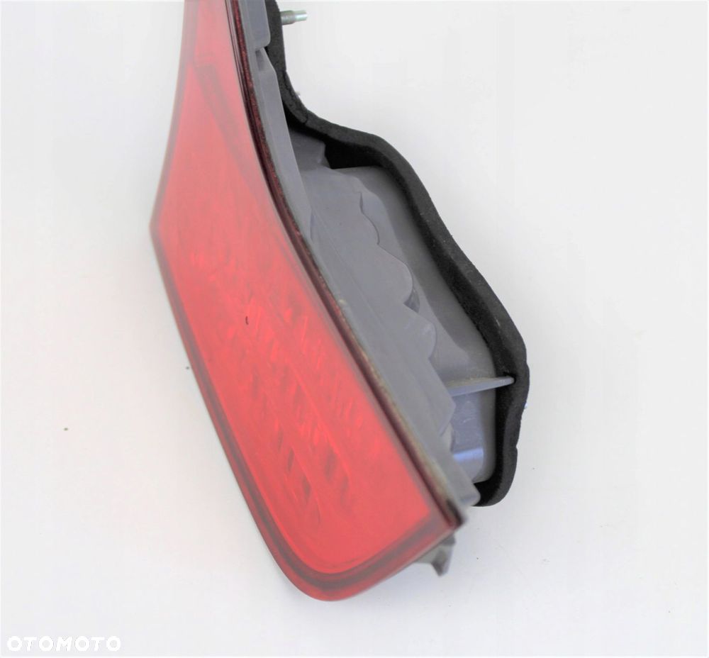 LAMPA PRAWY TYŁ KLAPA HONDA CIVIC VIII USA - 3