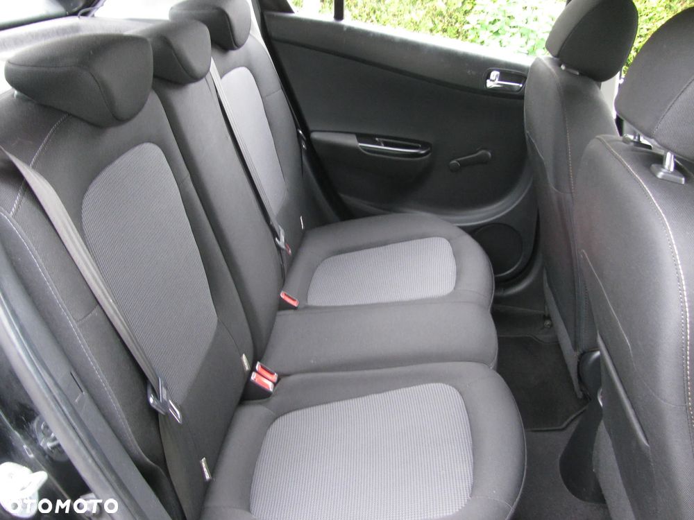 Hyundai i20 1.2 Fifa World Cup Edition - 26