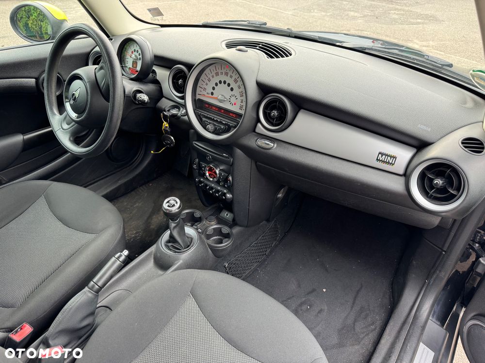 MINI ONE Highgate - 10