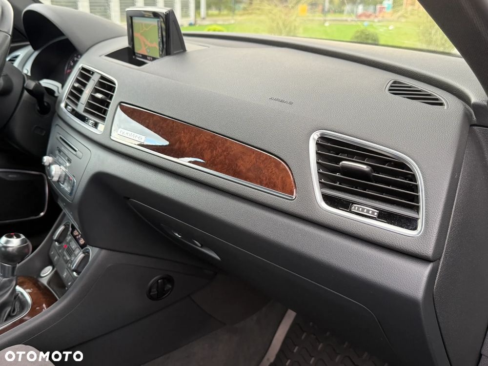 Audi Q3 2.0 TFSI quattro S tronic - 22