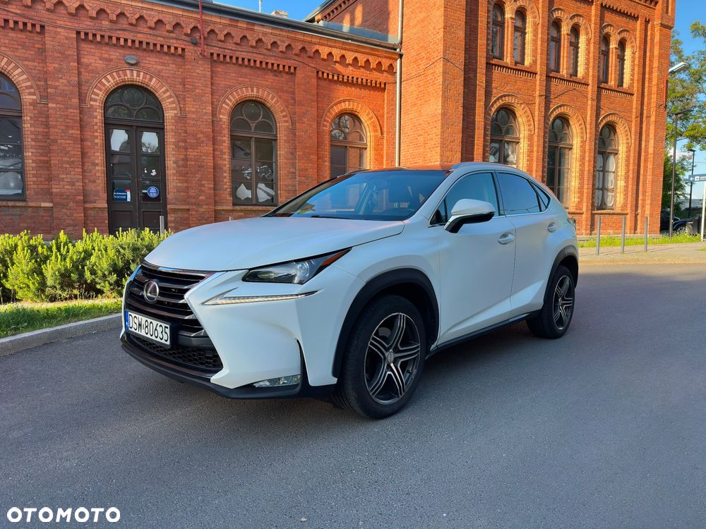 Lexus NX 300h Prestige AWD - 1