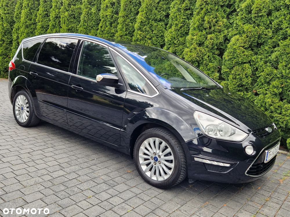 Ford S-Max - 12