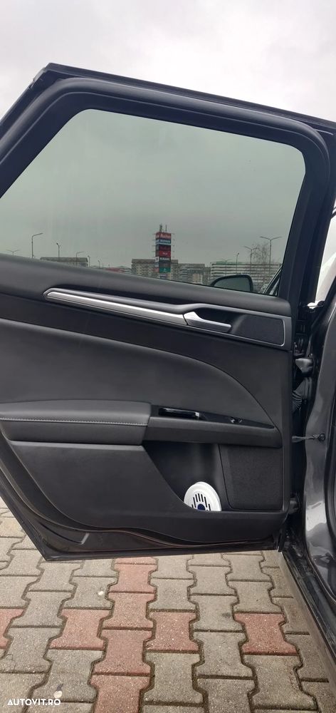 Ford Mondeo 2.0 TDCi Powershift AWD Business - 6