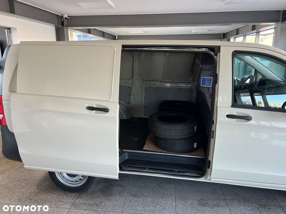 Mercedes-Benz Vito - 17