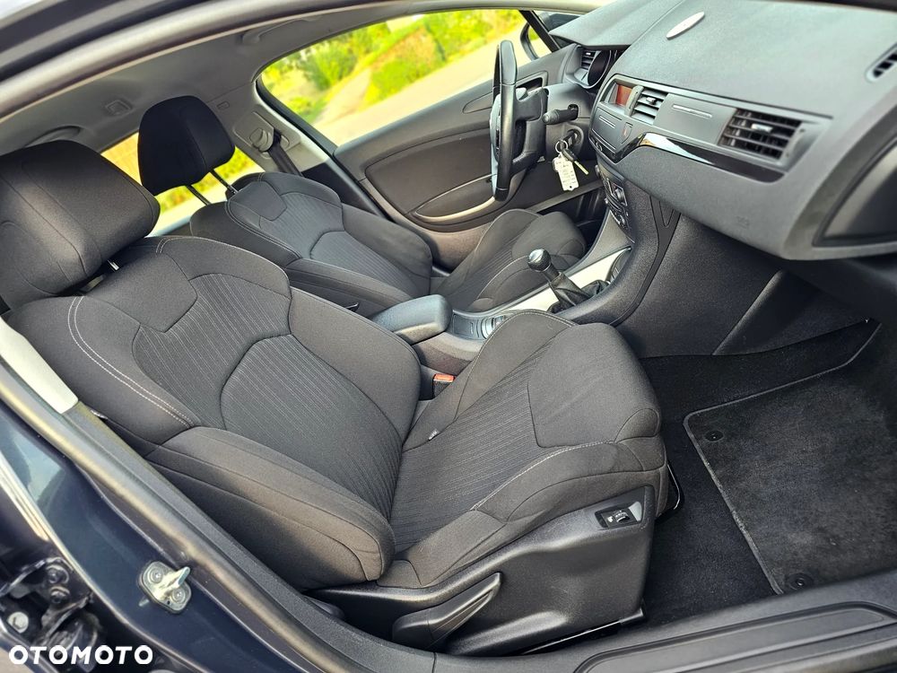 Citroën C5 2.0 16V Confort - 9