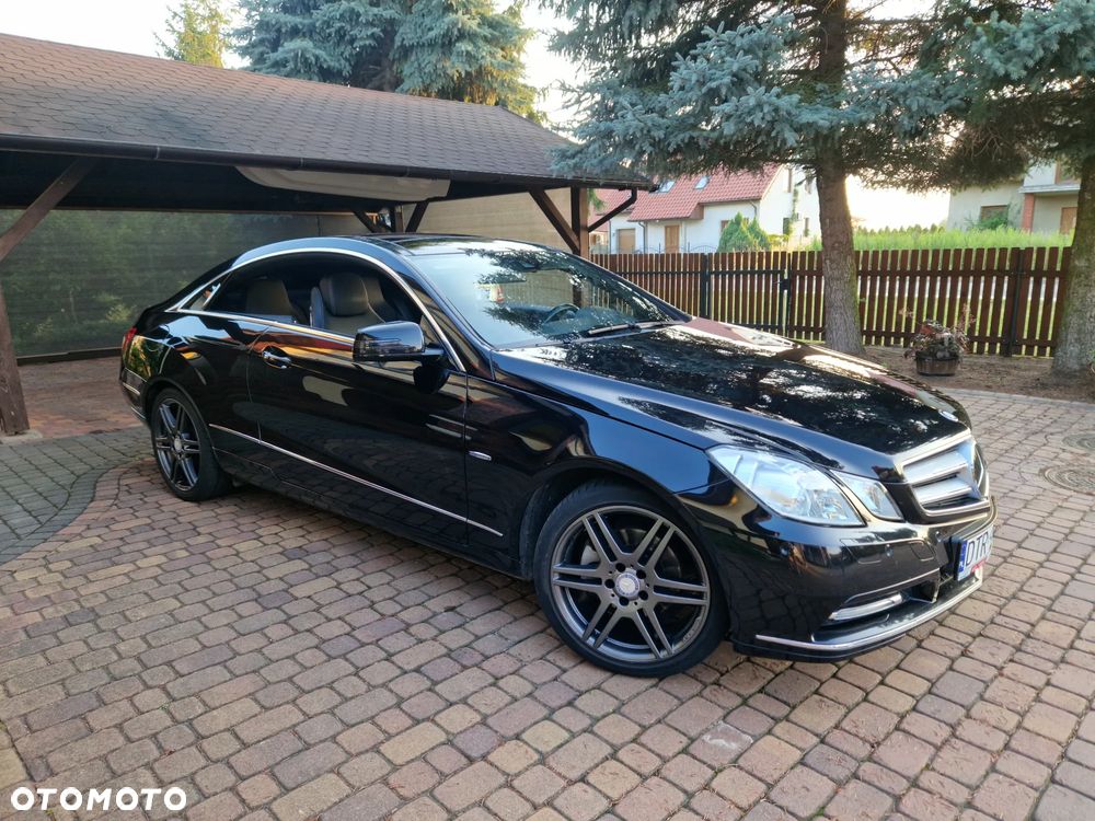 Mercedes-Benz Klasa E 250 CGI BlueEFFICIENCY Automatik Avantgarde - 8
