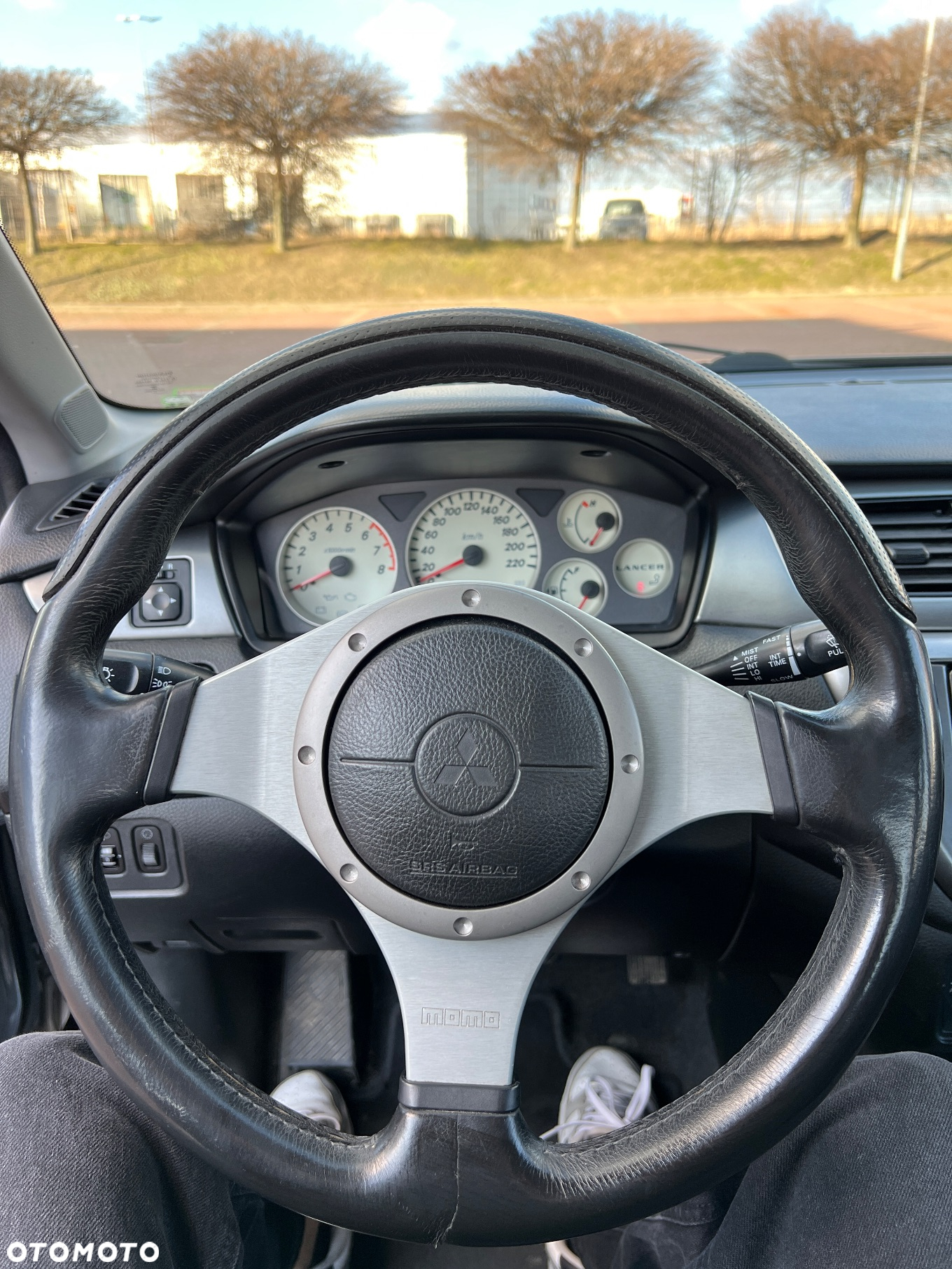 Mitsubishi Lancer 1.6 Invite - 11