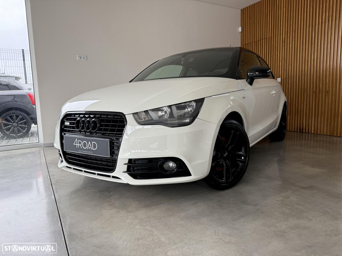 Audi A1 1.6 TDI S-line - 2