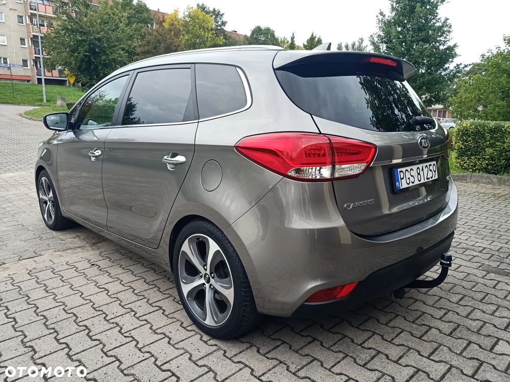 Kia Carens 1.7 CRDi 141 Dream-Team Edition - 3